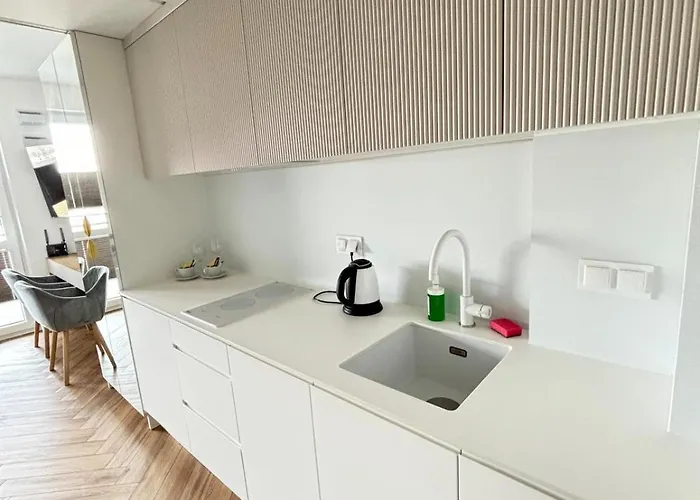 24h Pileckiego Appartement Warschau